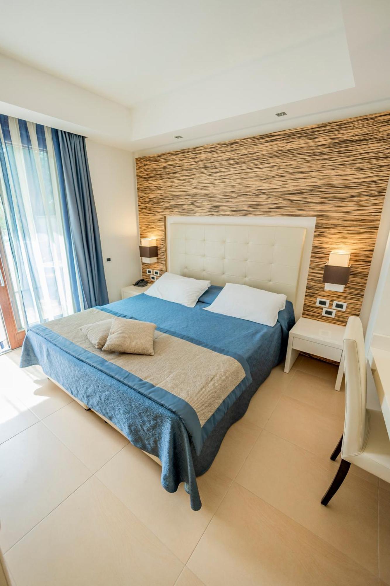 Prince Franklyn Hotel Santa Maria di Castellabate Exteriér fotografie